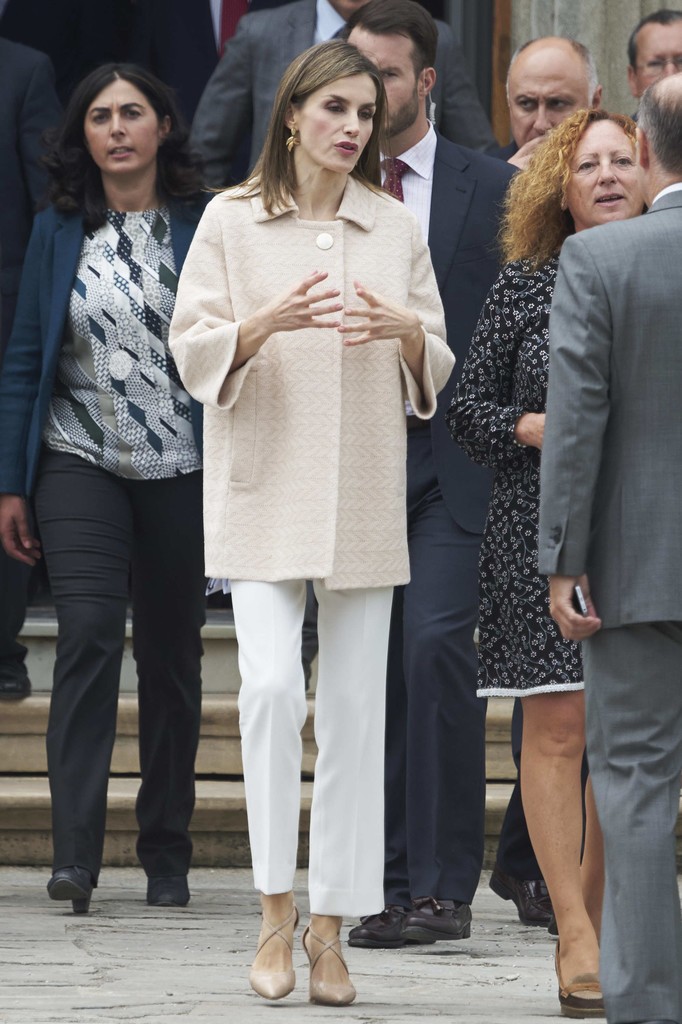 Queen Letizia attended the opening of 2016-2017 training course at ...