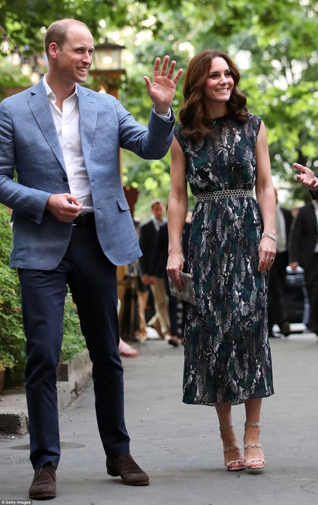 UPDATE: The Duke and Duchess of Cambridge Visit Germany – Day 2 – The ...