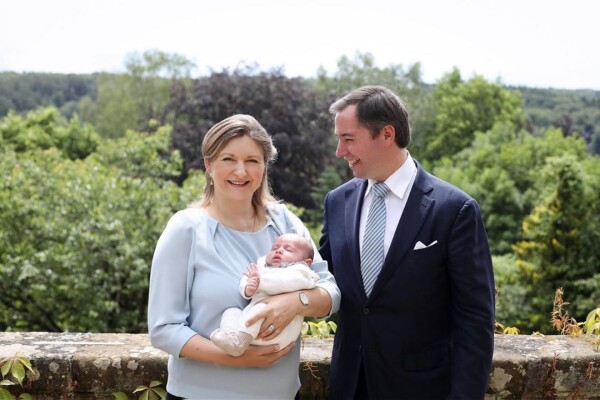 New official photos of Prince Charles of Luxembourg with his parents ...