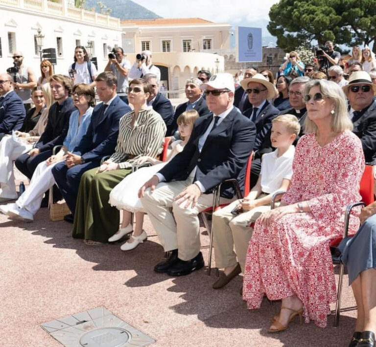 Дворец гримальди в монако